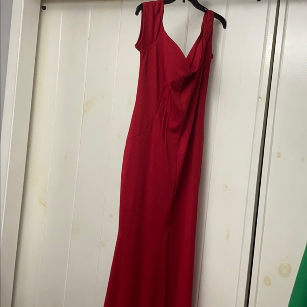 Red evening gown w high split